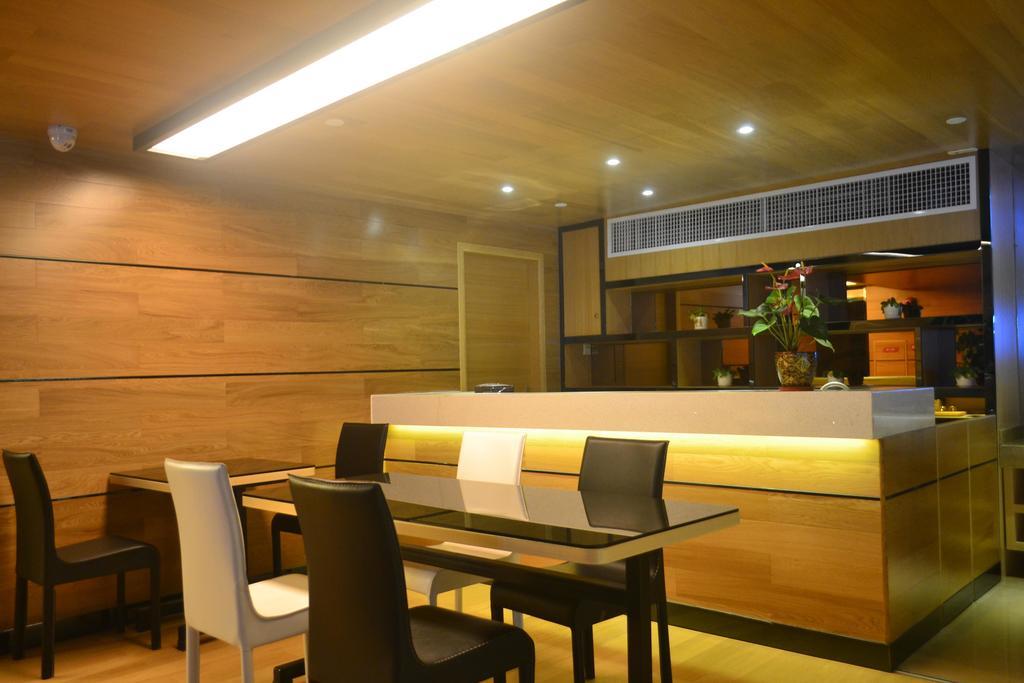 Lavande Hotel Zhuhai Gongbei Port Square Exterior foto