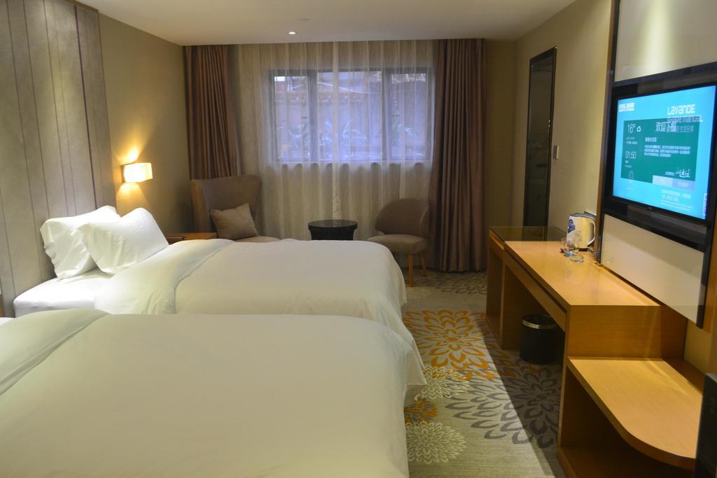 Lavande Hotel Zhuhai Gongbei Port Square Zimmer foto