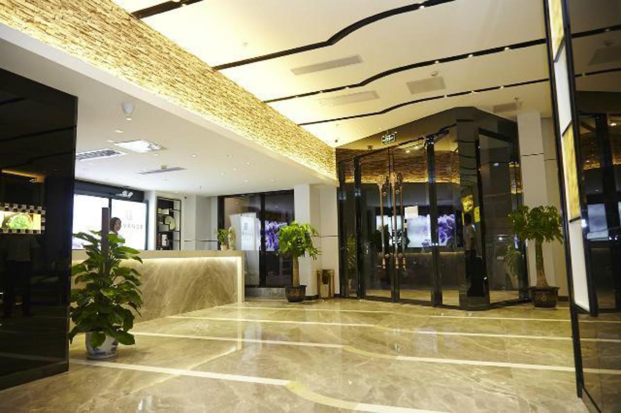 Lavande Hotel Zhuhai Gongbei Port Square Exterior foto
